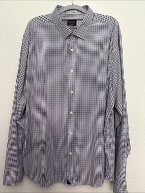UNTUCKit Long Sleeve Checkered Button Down Shirt